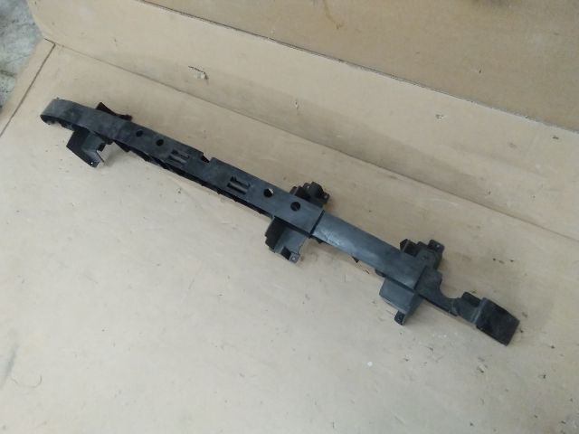 bontott DACIA DOKKER Első Lökhárító Merevítő (Fém)