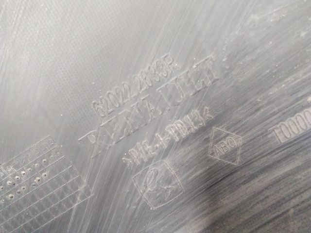 bontott DACIA DOKKER Első Lökhárító (Üresen)