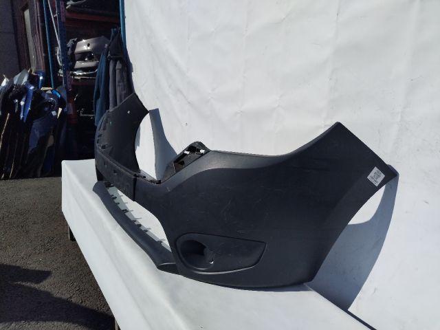 bontott DACIA DOKKER Első Lökhárító (Üresen)