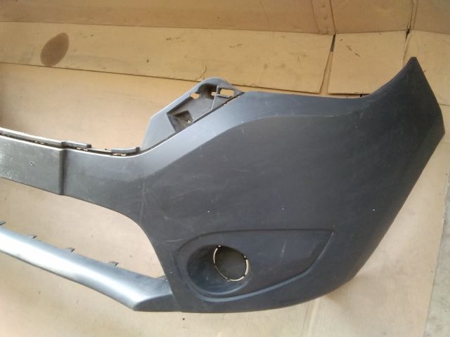 bontott DACIA DOKKER Első Lökhárító (Üresen)