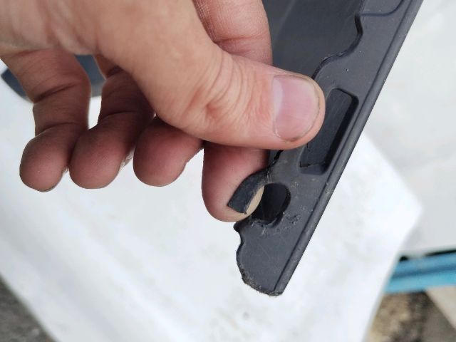 bontott DACIA DOKKER Első Lökhárító (Üresen)