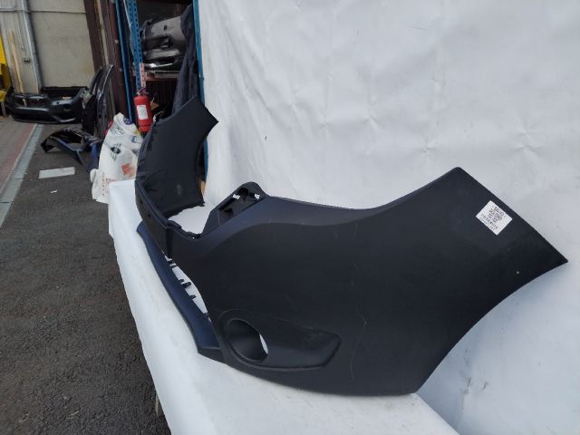 bontott DACIA DOKKER Első Lökhárító (Üresen)