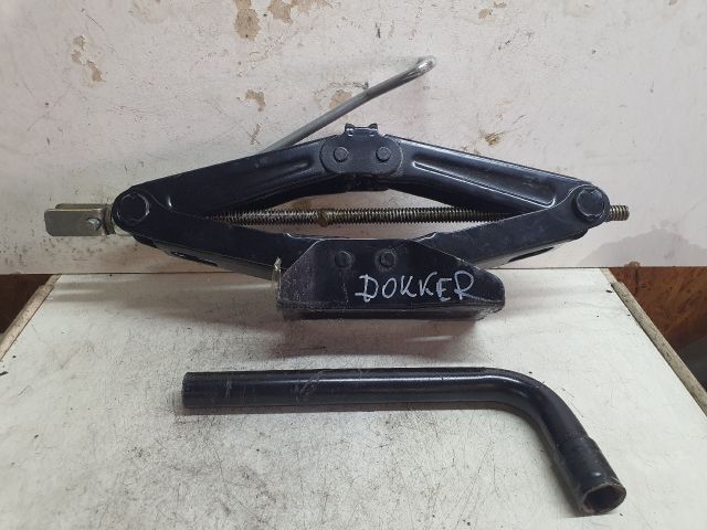 bontott DACIA DOKKER Emelő