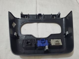 bontott DACIA DOKKER Fűtéskapcsoló Keret