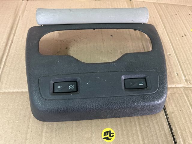 bontott DACIA DOKKER Fűtéskapcsoló Keret