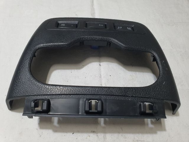 bontott DACIA DOKKER Fűtéskapcsoló Keret