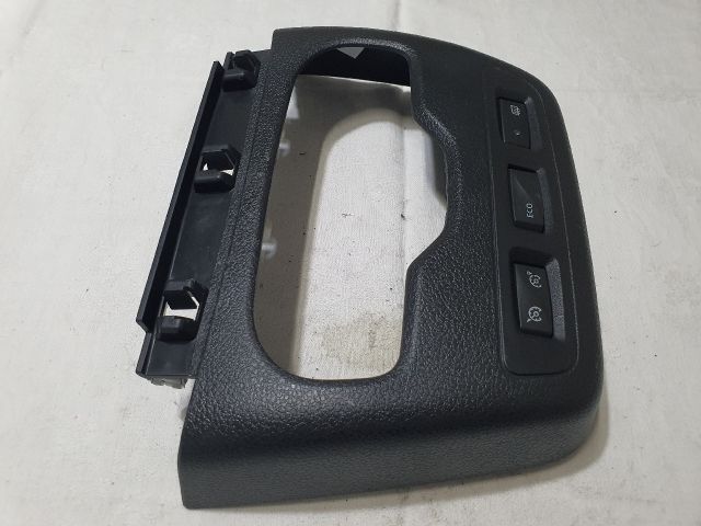 bontott DACIA DOKKER Fűtéskapcsoló Keret