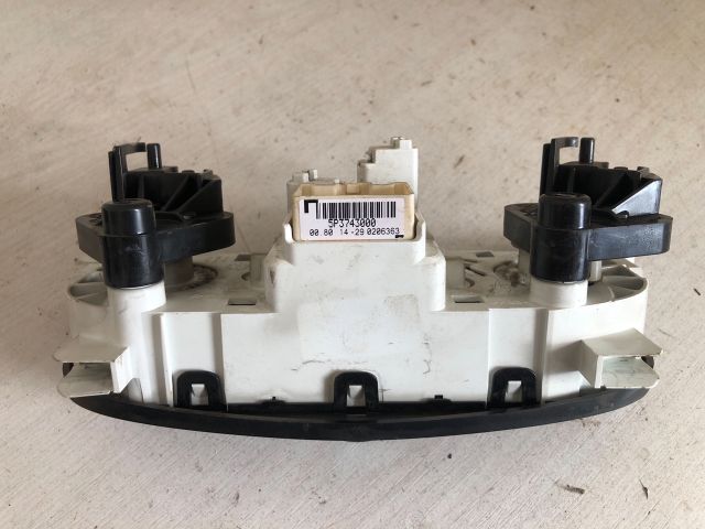 bontott DACIA DOKKER Fűtéskapcsoló (manuális klímás)