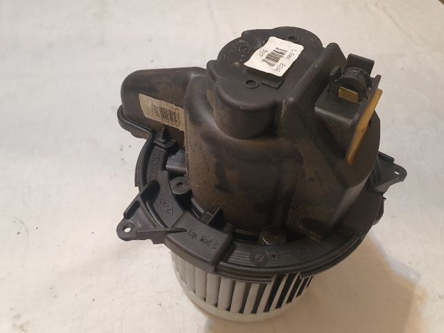 bontott DACIA DOKKER Fűtőmotor (Klímás)