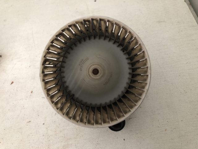 bontott DACIA DOKKER Fűtőmotor (Klímás)