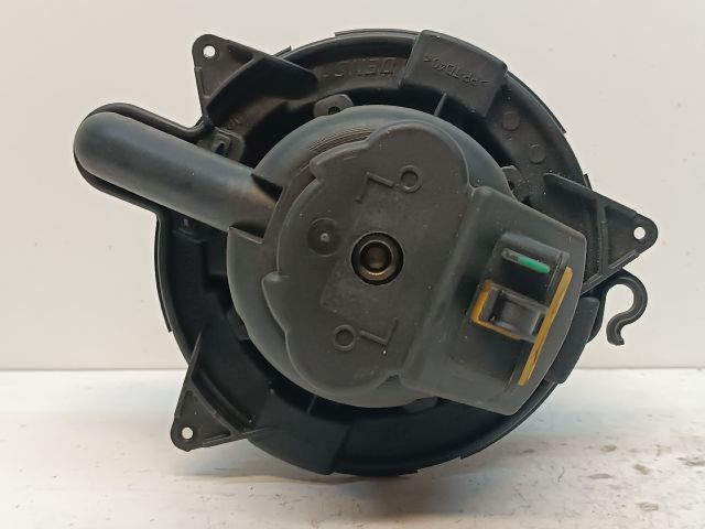 bontott DACIA DOKKER Fűtőmotor (Klímás)