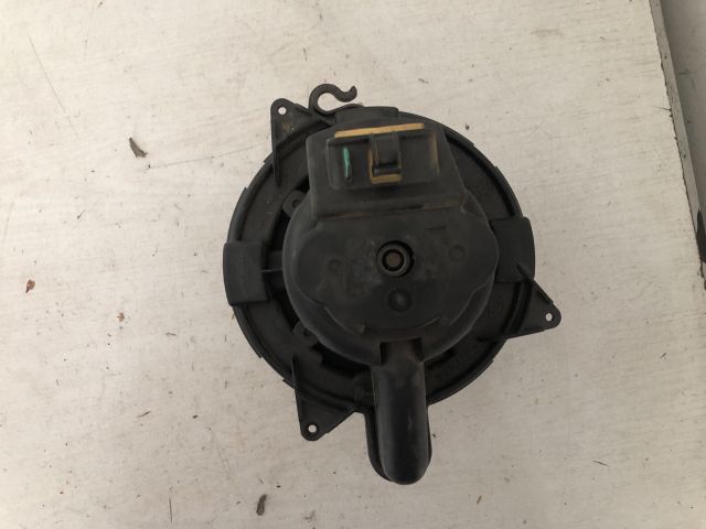 bontott DACIA DOKKER Fűtőmotor (Klímás)