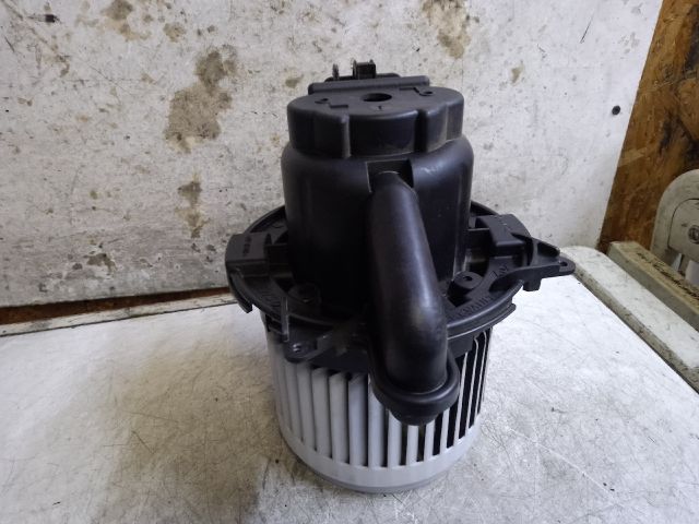 bontott DACIA DOKKER Fűtőmotor (Klímás)