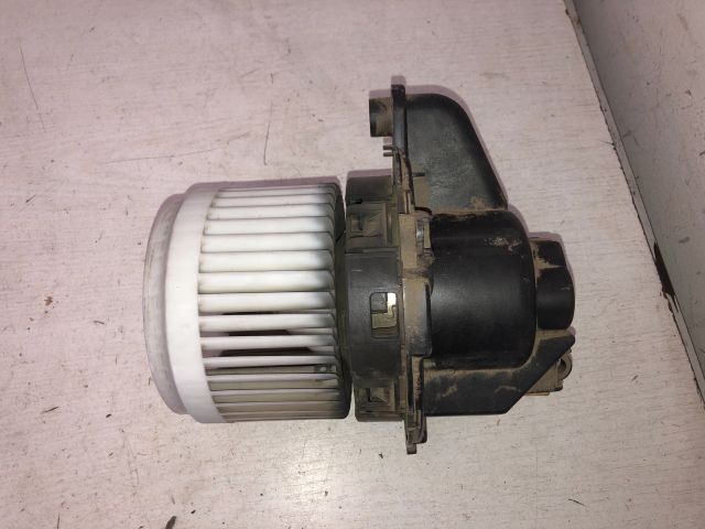 bontott DACIA DOKKER Fűtőmotor (Klímás)