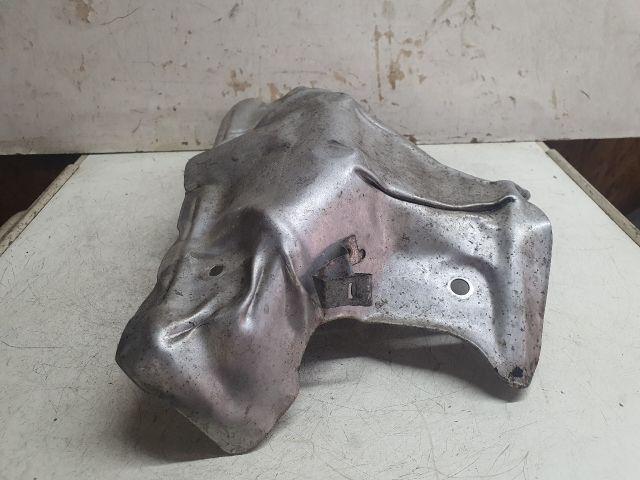 bontott DACIA DOKKER Hátsó Kipufogó Dob Hővédő Lemez