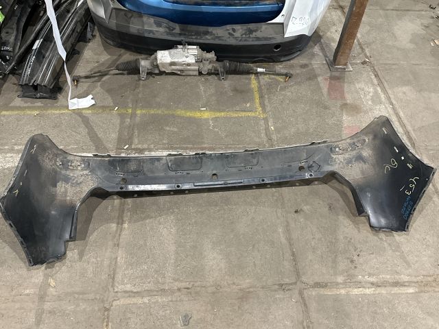 bontott DACIA DOKKER Hátsó Lökhárító (Részeivel)