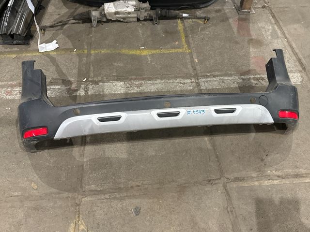 bontott DACIA DOKKER Hátsó Lökhárító (Részeivel)