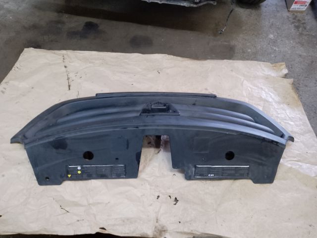 bontott DACIA DOKKER Hűtőrács