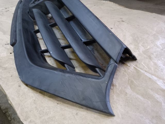 bontott DACIA DOKKER Hűtőrács