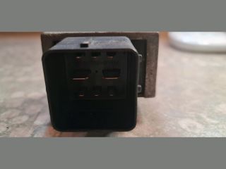 bontott DACIA DOKKER Izzító Relé