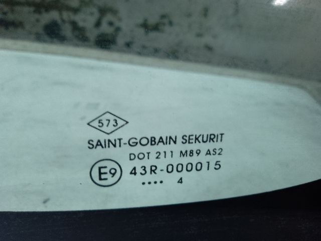 bontott DACIA DOKKER Jobb C Oszlop Oldalablak Üveg