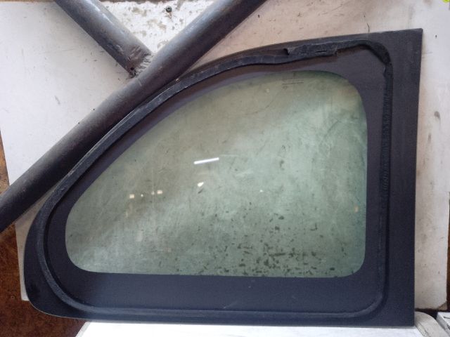 bontott DACIA DOKKER Jobb C Oszlop Oldalablak Üveg