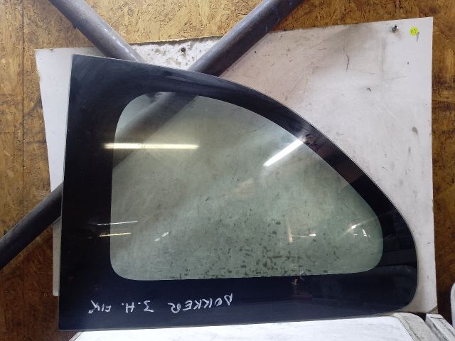 bontott DACIA DOKKER Jobb C Oszlop Oldalablak Üveg