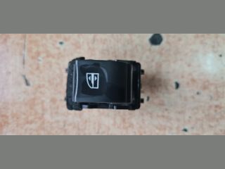 bontott DACIA DOKKER Jobb első Ablakemelő Kapcsoló