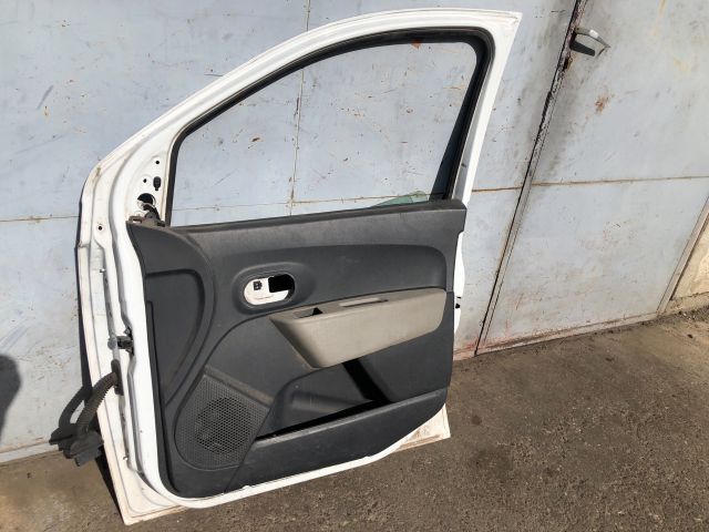 bontott DACIA DOKKER Jobb első Ajtó (Üres lemez)