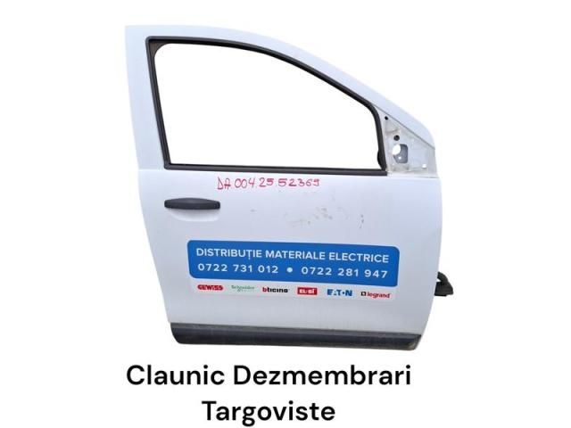 bontott DACIA DOKKER Jobb első Ajtó (Üres lemez)