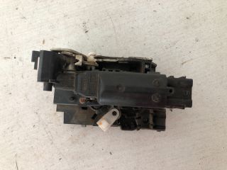 bontott DACIA DOKKER Jobb első Ajtózár