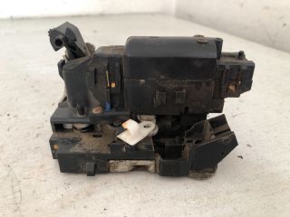 bontott DACIA DOKKER Jobb első Ajtózár