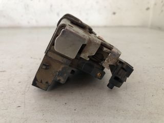 bontott DACIA DOKKER Jobb első Ajtózár