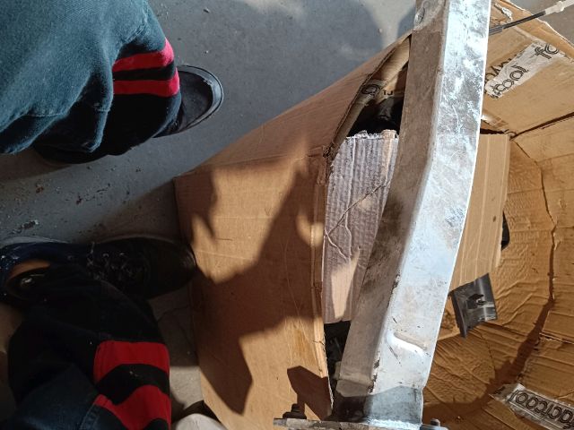 bontott DACIA DOKKER Jobb első Hossznyúlvány