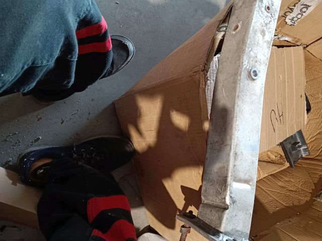 bontott DACIA DOKKER Jobb első Hossznyúlvány