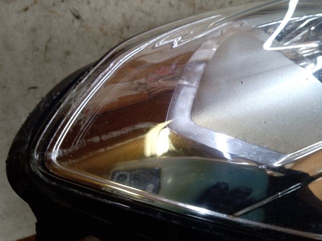 bontott DACIA DOKKER Jobb Fényszóró