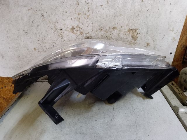 bontott DACIA DOKKER Jobb Fényszóró