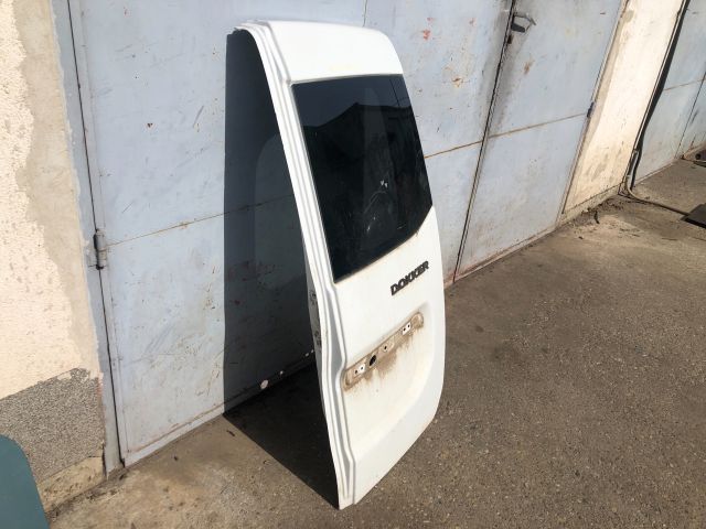 bontott DACIA DOKKER Jobb hátsó Ajtó (Részeivel)