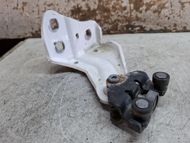 bontott DACIA DOKKER Jobb hátsó Alsó Zsanér