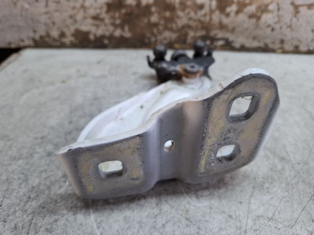 bontott DACIA DOKKER Jobb hátsó Alsó Zsanér