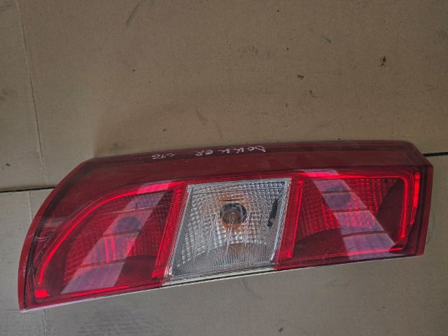 bontott DACIA DOKKER Jobb Hátsó Lámpa