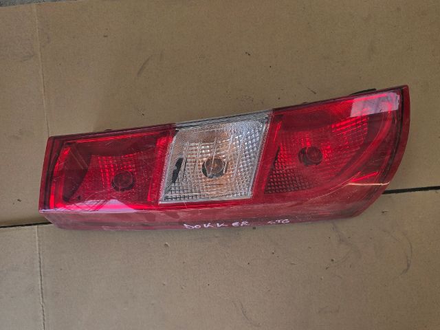 bontott DACIA DOKKER Jobb Hátsó Lámpa