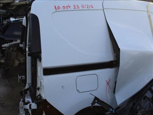 bontott DACIA DOKKER Jobb hátsó Sárvédő