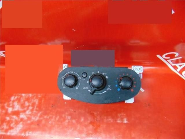 bontott DACIA DOKKER Klíma Kapcsoló