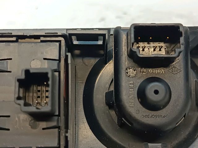 bontott DACIA DOKKER Kombinált Kapcsoló