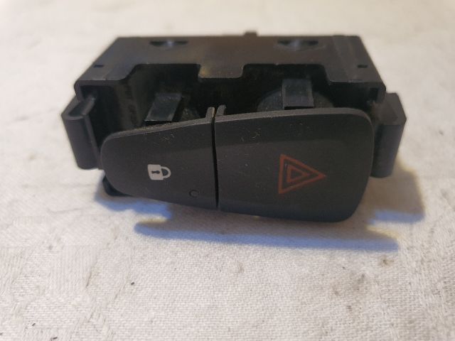 bontott DACIA DOKKER Kombinált Kapcsoló