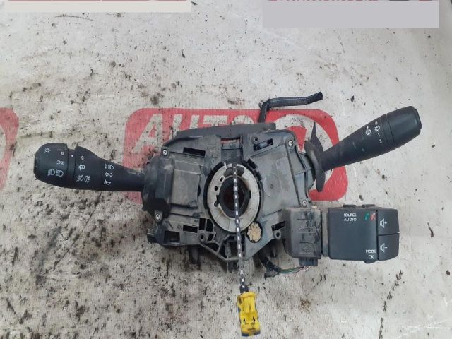 bontott DACIA DOKKER Komplett Kormánykapcsoló (Bajuszkapcsoló)