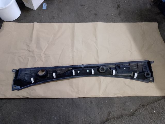 bontott DACIA DOKKER Levélrács