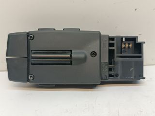 bontott DACIA DOKKER Rádió / CD Kapcsoló