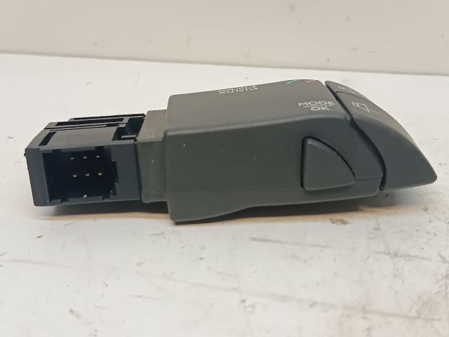 bontott DACIA DOKKER Rádió / CD Kapcsoló